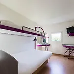 Ibis Budget Centre Gare Λα Ροσέλ