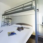 Ibis Budget Centre Gare Λα Ροσέλ