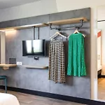 Ibis Budget La Rochelle Centre 2*
