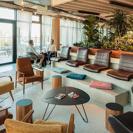 Ibis Budget La Rochelle Centre 2*