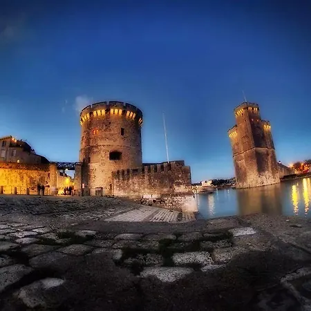 Otel Ibis Budget Centre Gare La Rochelle (Charente-Maritime)