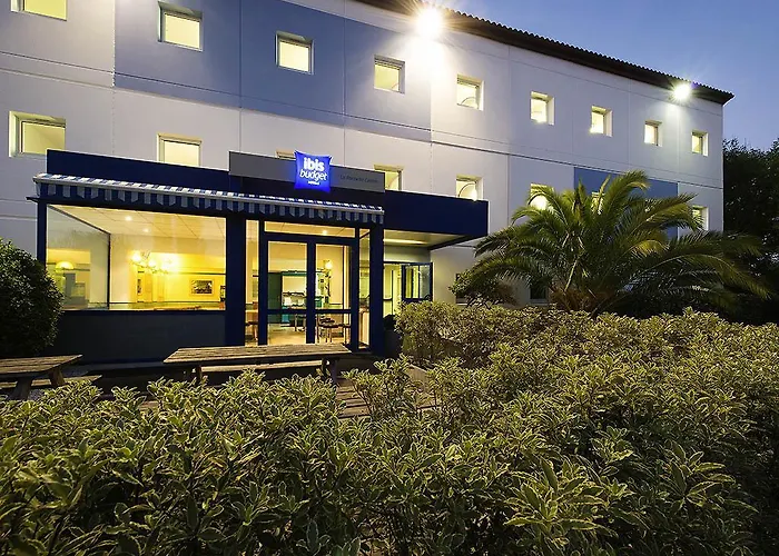 Отель Ibis Budget Centre Gare Ла-Рошель